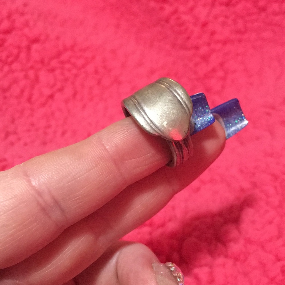 Elegant Silver Women's Ring